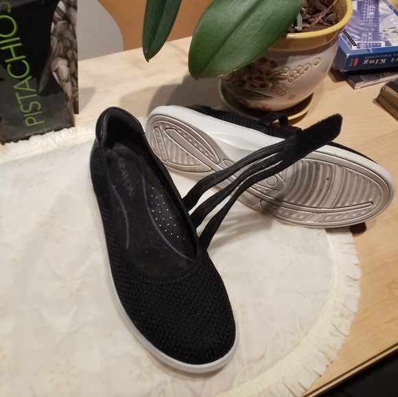 Black 'Chill' Loafers - Picture 3 of 5